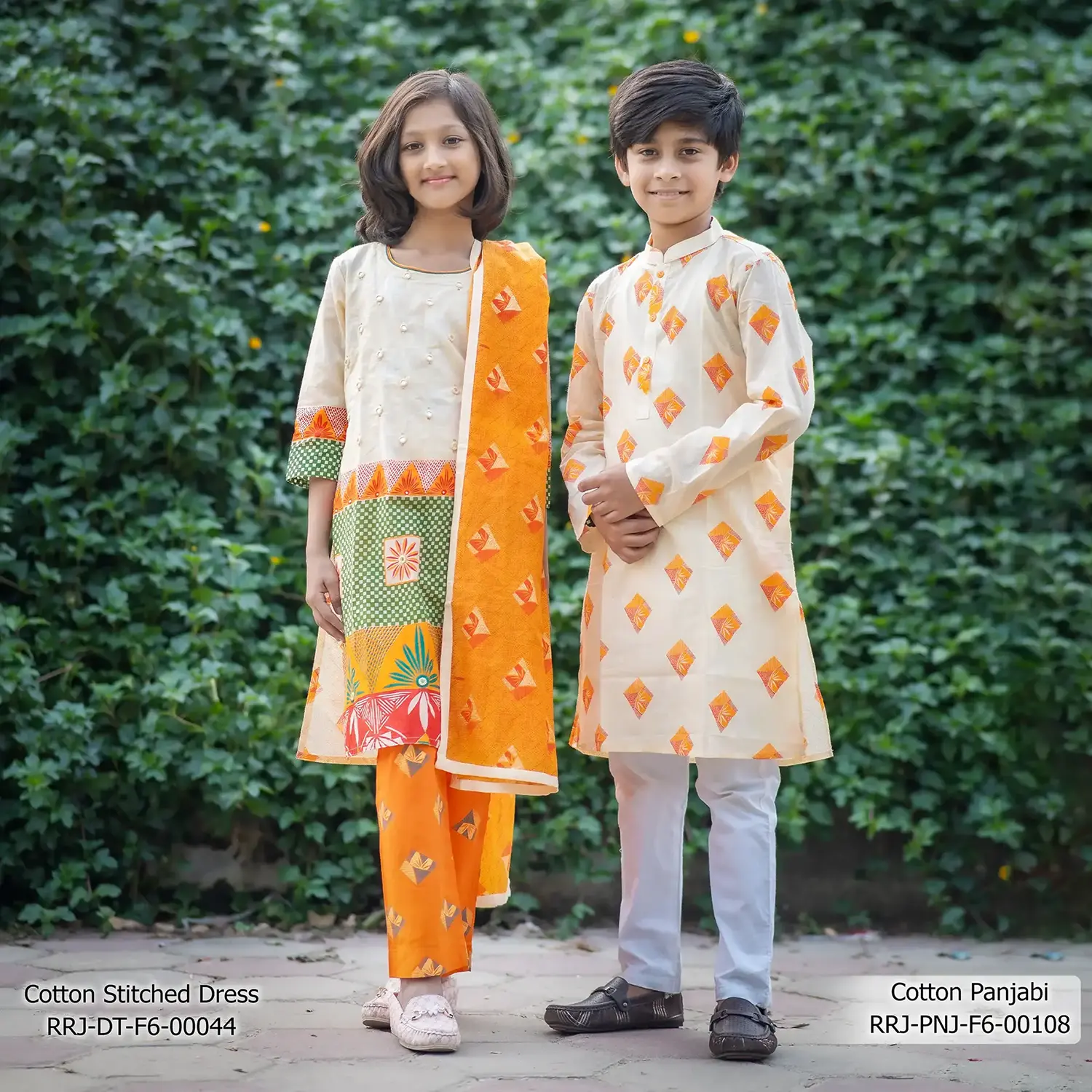 Rang Bangladesh RRJ-DT-F6-00044, RRJ-PNJ-F6-00108 (3)